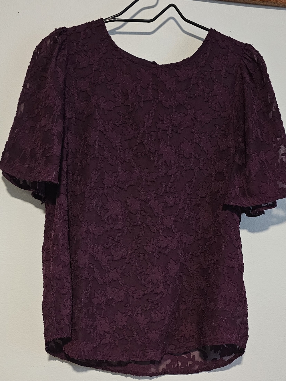 Staccato Purple/Plum Lace Short Sleeve Blouse, Small